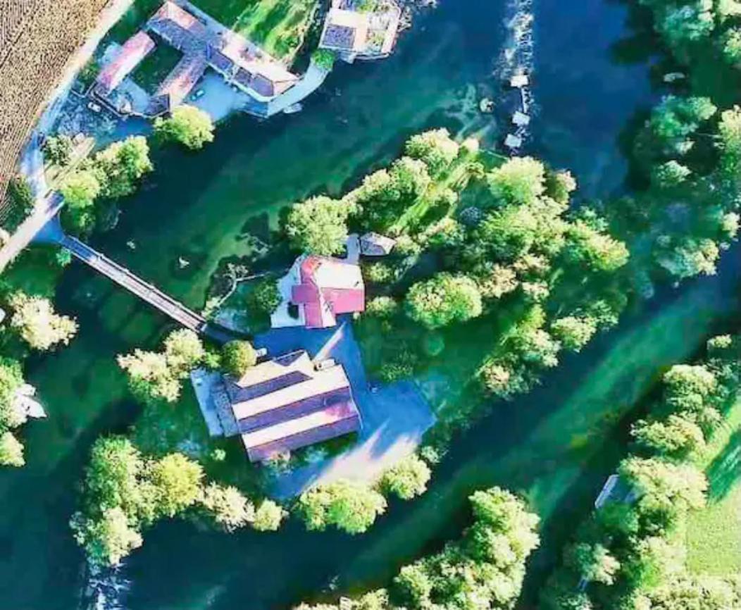 Villa Ile De Malvy à Saint-Simeux Extérieur photo